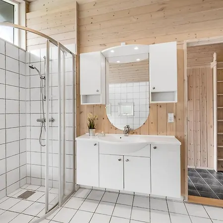 Lucio - 350m To The Fjord By Interhome Vinderup