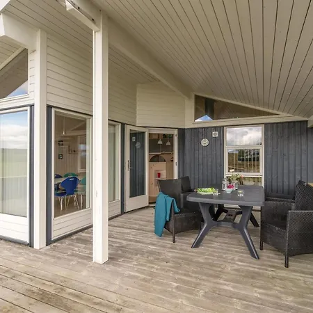 Nyaraló Lucio - 350m To The Fjord By Interhome